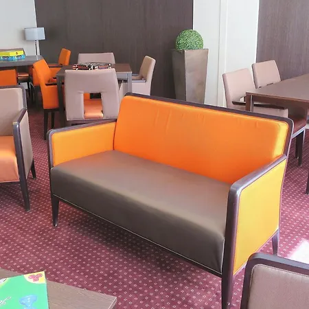 Bleu Castillet 2* Perpignan